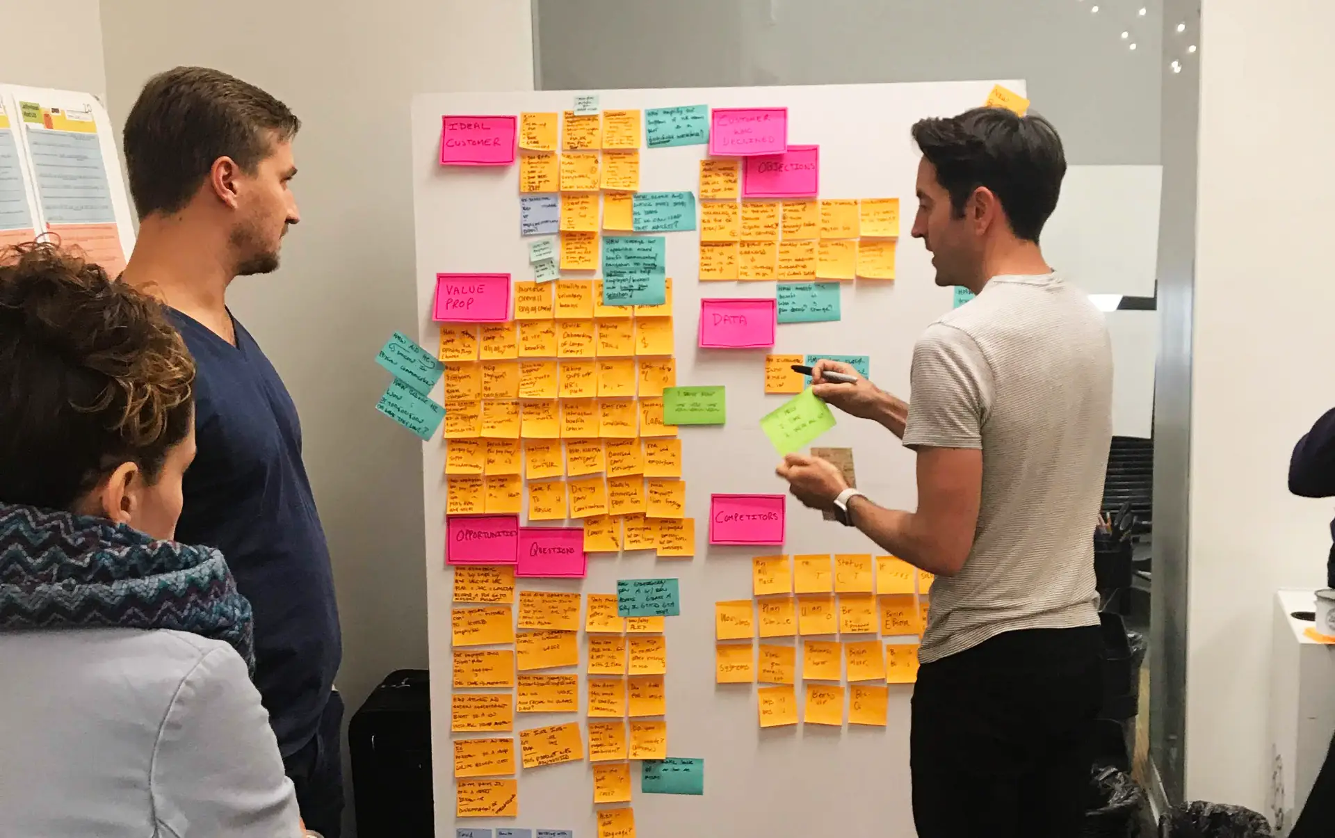 Nate Tower and Ben Syverson collaborating on an IDEO project